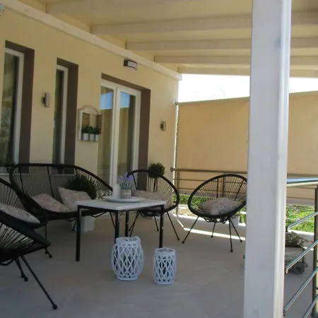 Holiday home Jolen House